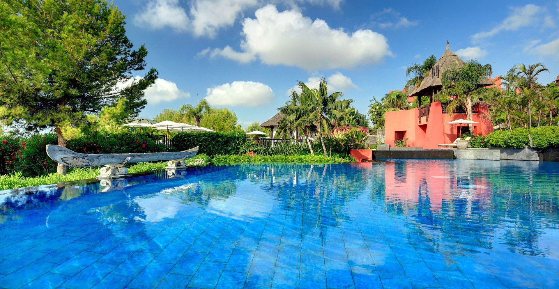 Hotel Asia gardens
