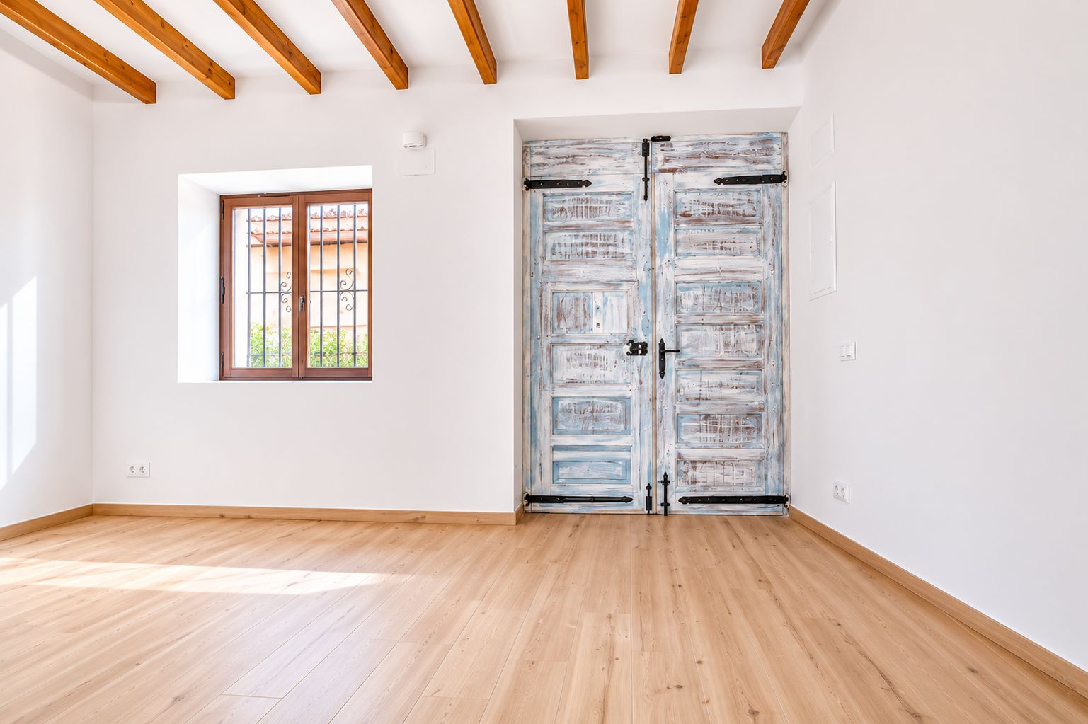 Casa de pueblo reformada en el centro de Benitachell