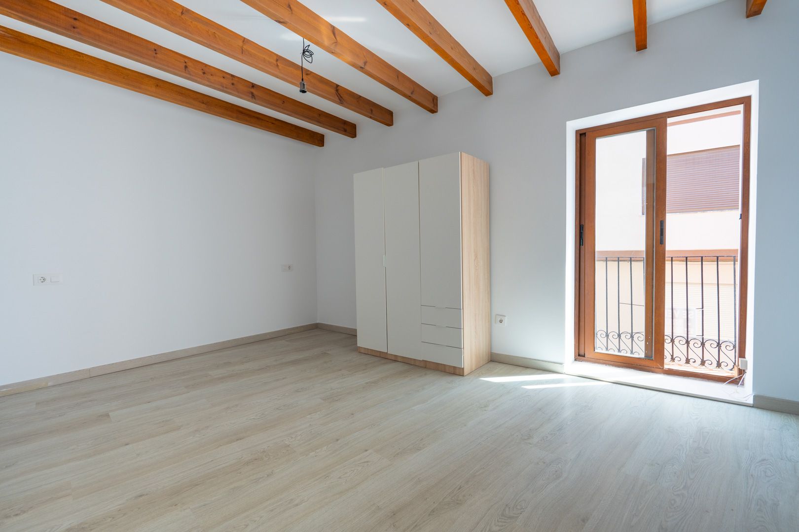 Casa de pueblo reformada en el centro de Benitachell