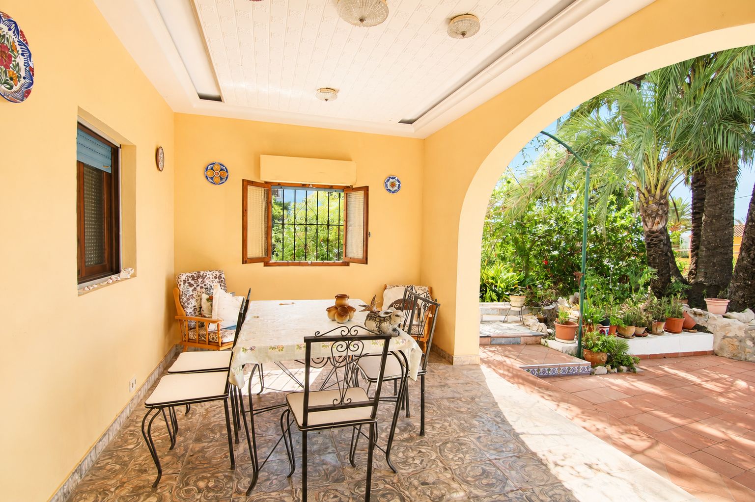 Villa en venta en Javea con gran potencial  