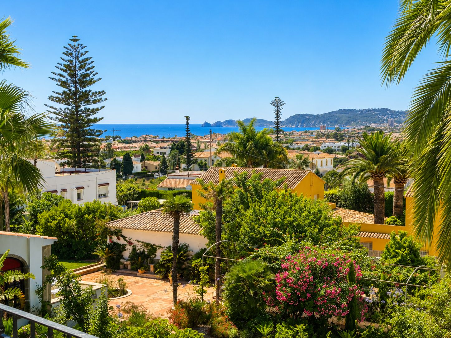 Villa en venta en Javea con gran potencial  