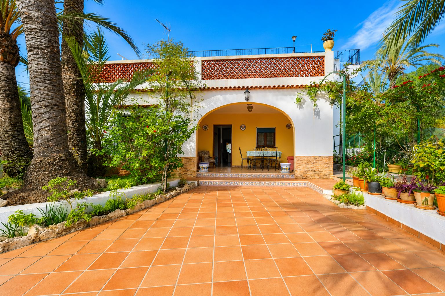 Villa en venta en Javea con gran potencial  
