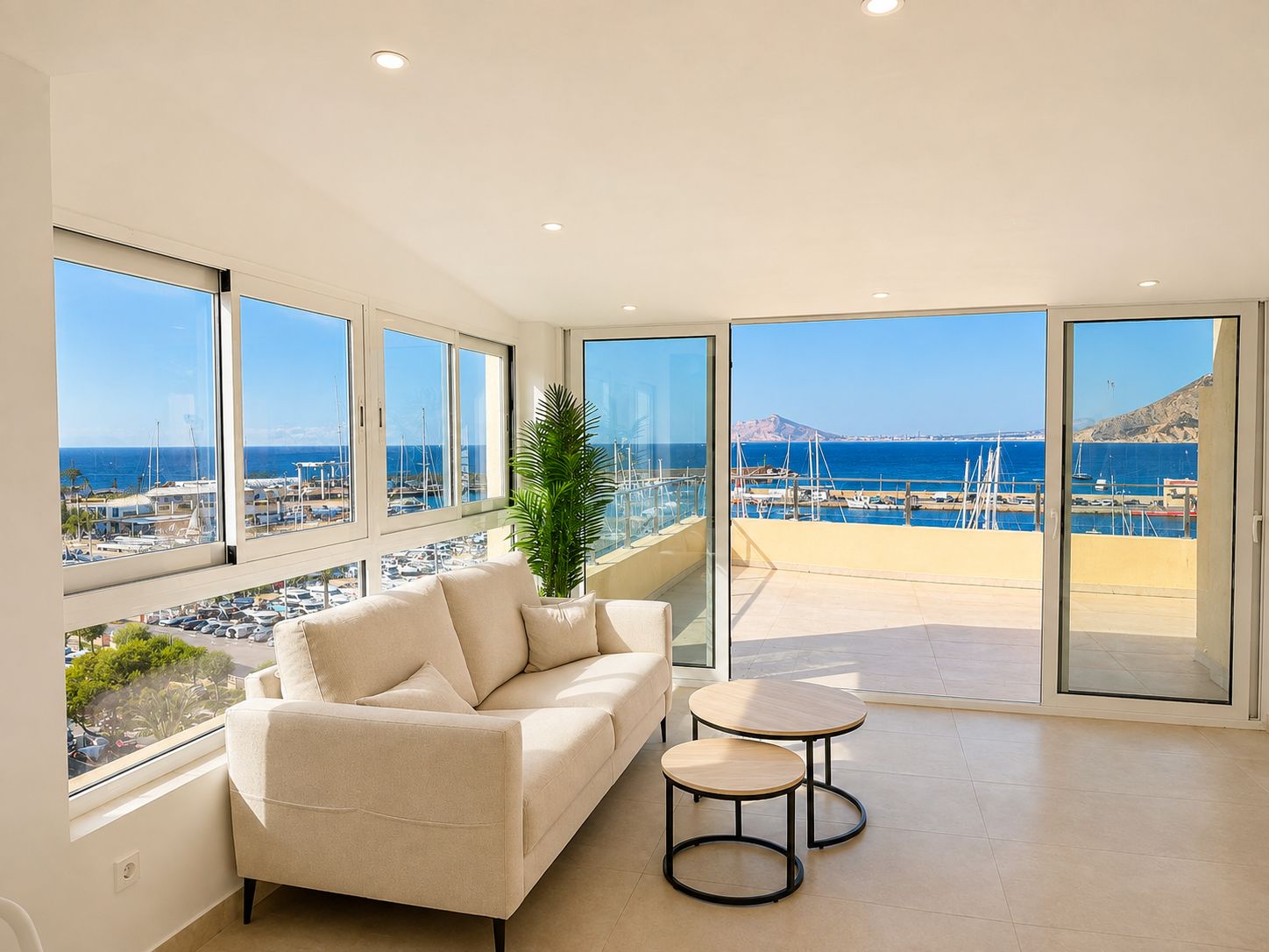 CA-2204 - Penthouse en première ligne à Calpe