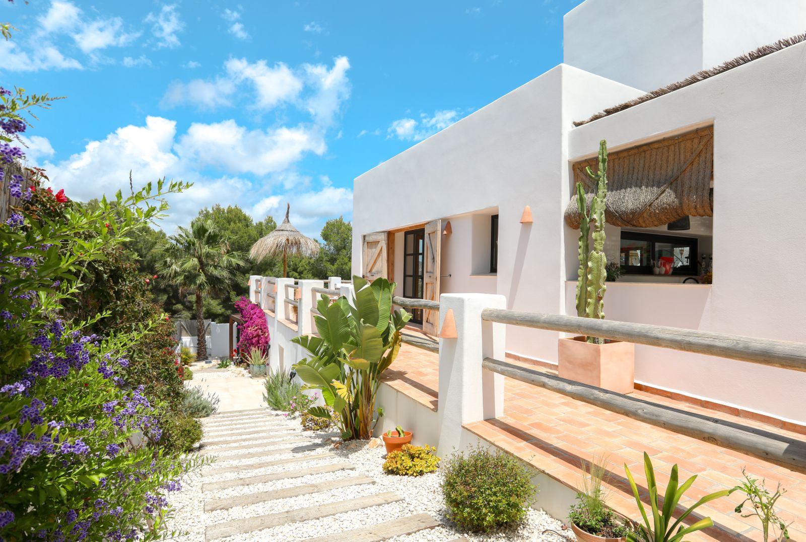 CA-2205 - Villa à vendre à Jávea