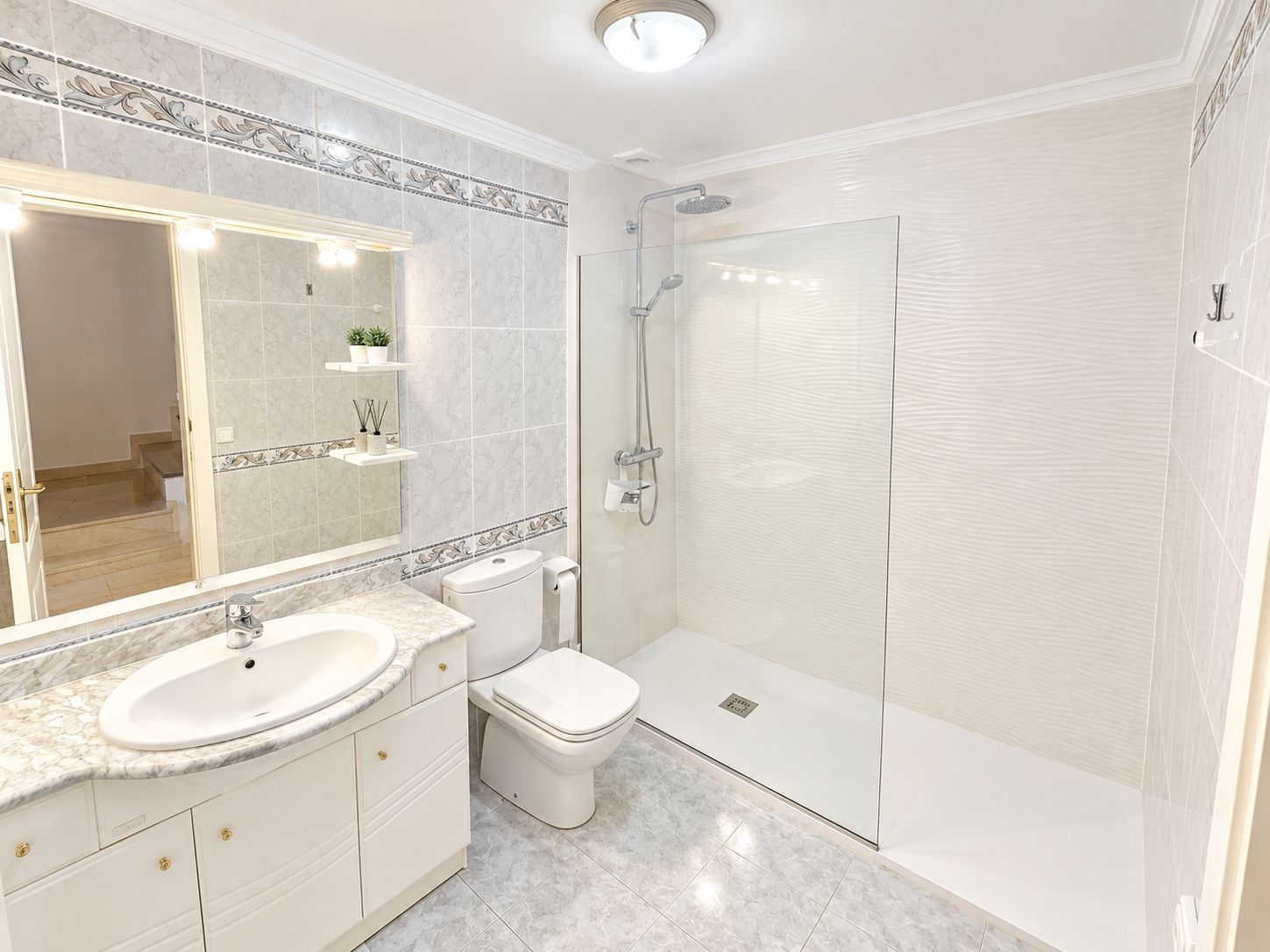 AP-2209 - Seafront apartment for sale in Moraira
