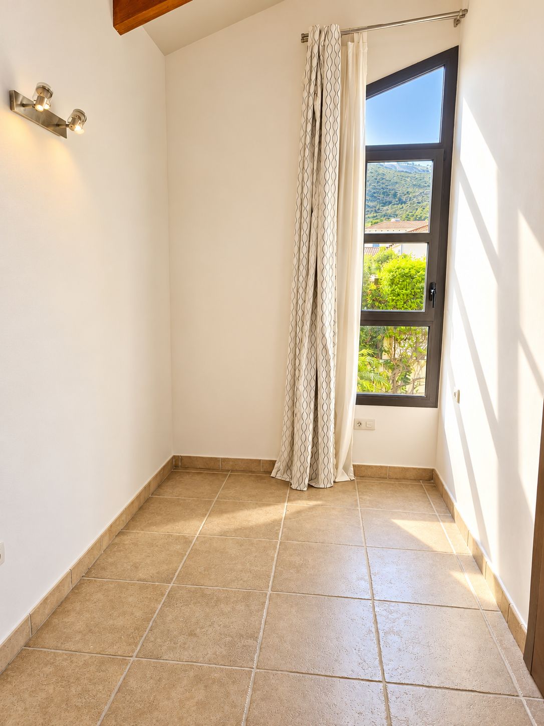 CAA-2215 - Villa for sale in Jávea