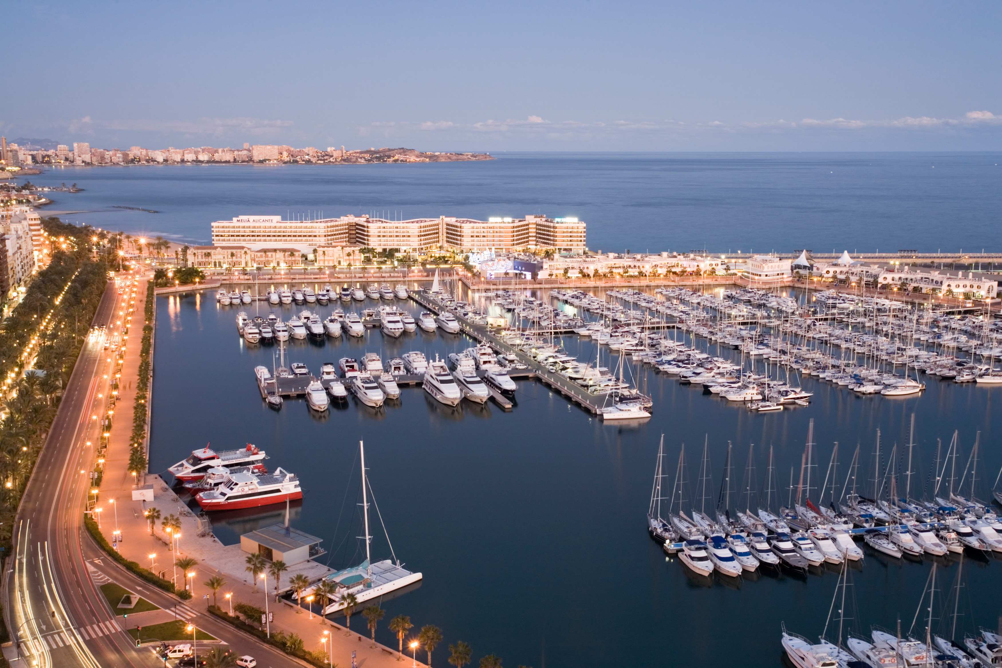 Los 12 mejores Clubs Náuticos y Marinas de la Costa Blanca