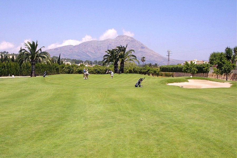 Campos de golf par disfrutar de este deporte en Jávea, Dénia, Moraira y Altea