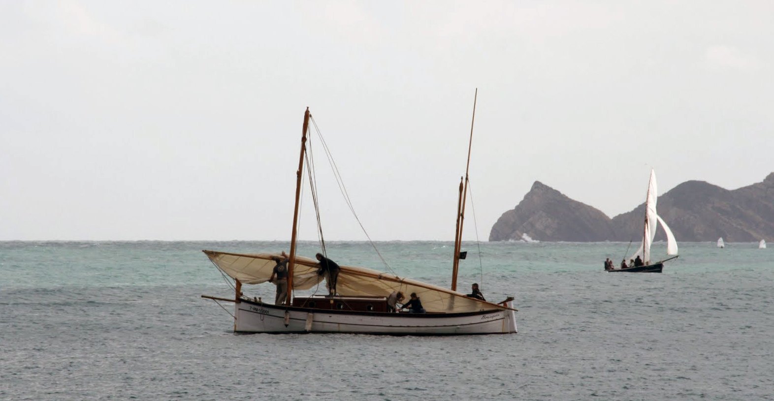 Barcas tradicionales en la Bahía de Jávea
