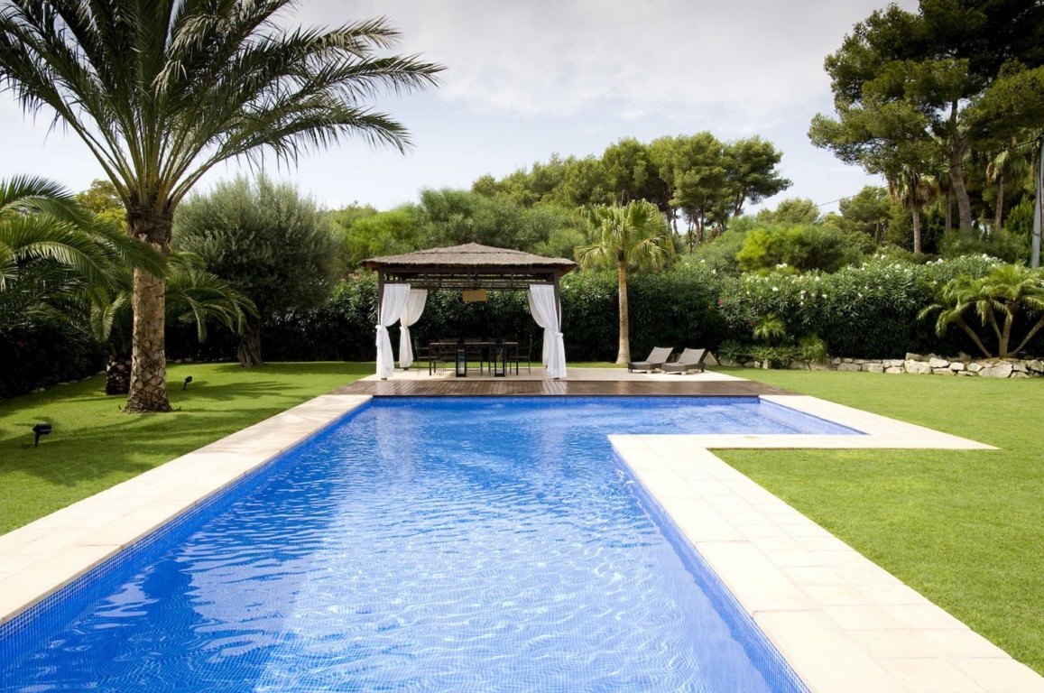 5 piscinas para desear la llegada del verano
