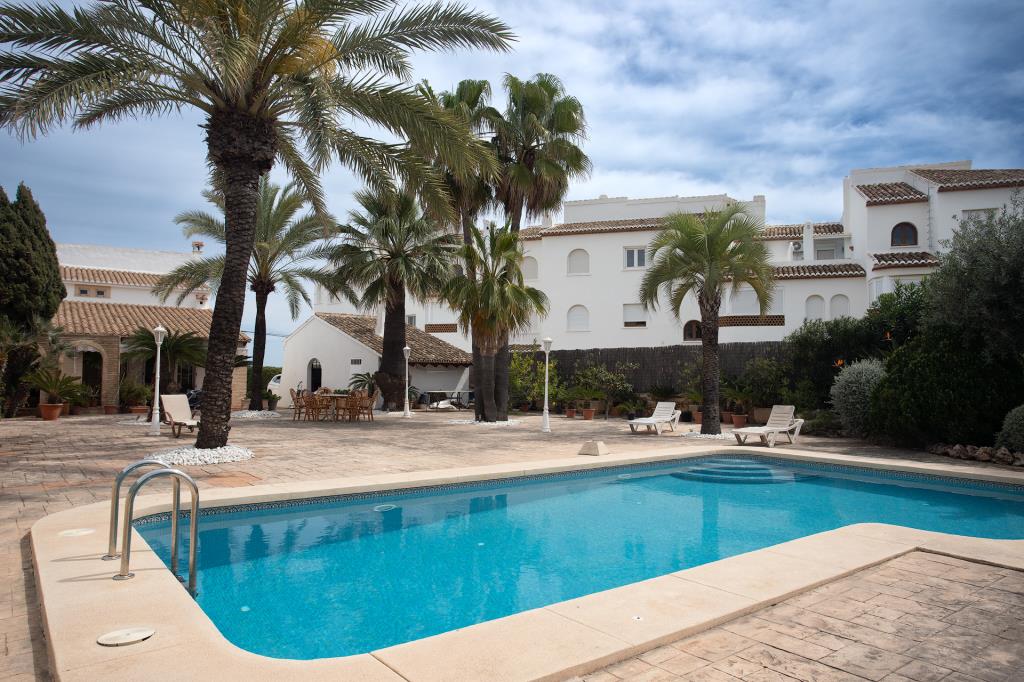 Villa for sale on the first line in Javea